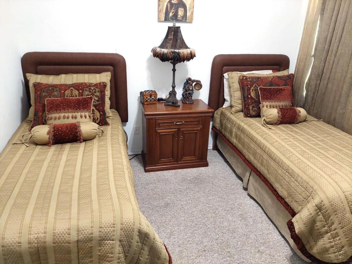 Beautifully Furnished 3Bd 2Br Pool Gated Condo In Mcallen, Tx 法尔 外观 照片