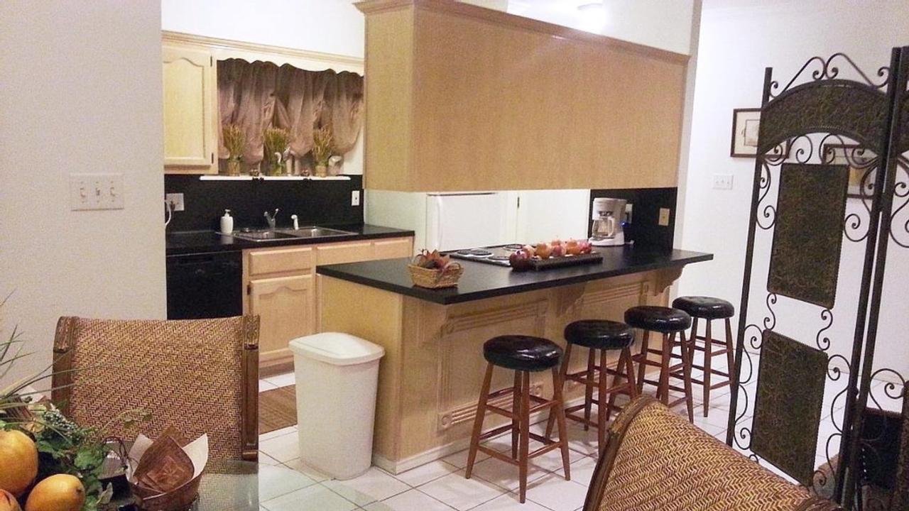 Beautifully Furnished 3Bd 2Br Pool Gated Condo In Mcallen, Tx 法尔 外观 照片